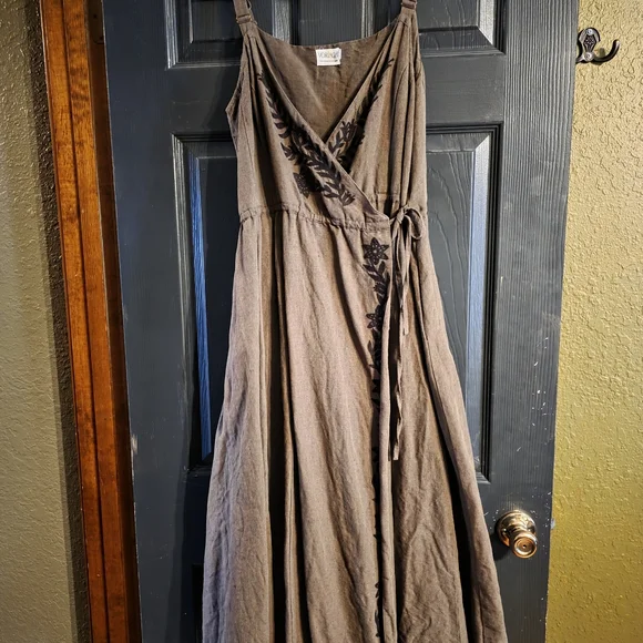 Voriagh Linen Olive Brown Wrap Dress Embroidered - Picture 1 of 7